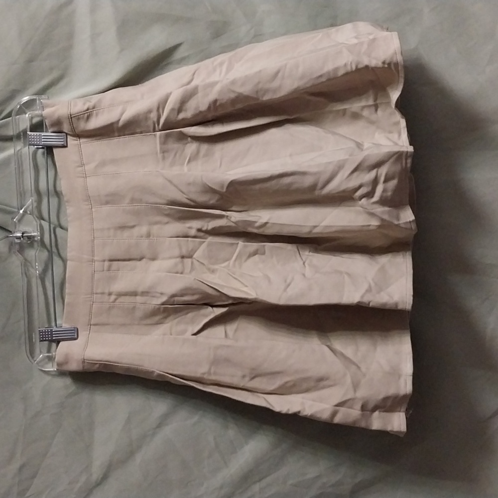 Girls Sangtree khaki uniform skorts size 12 - 14